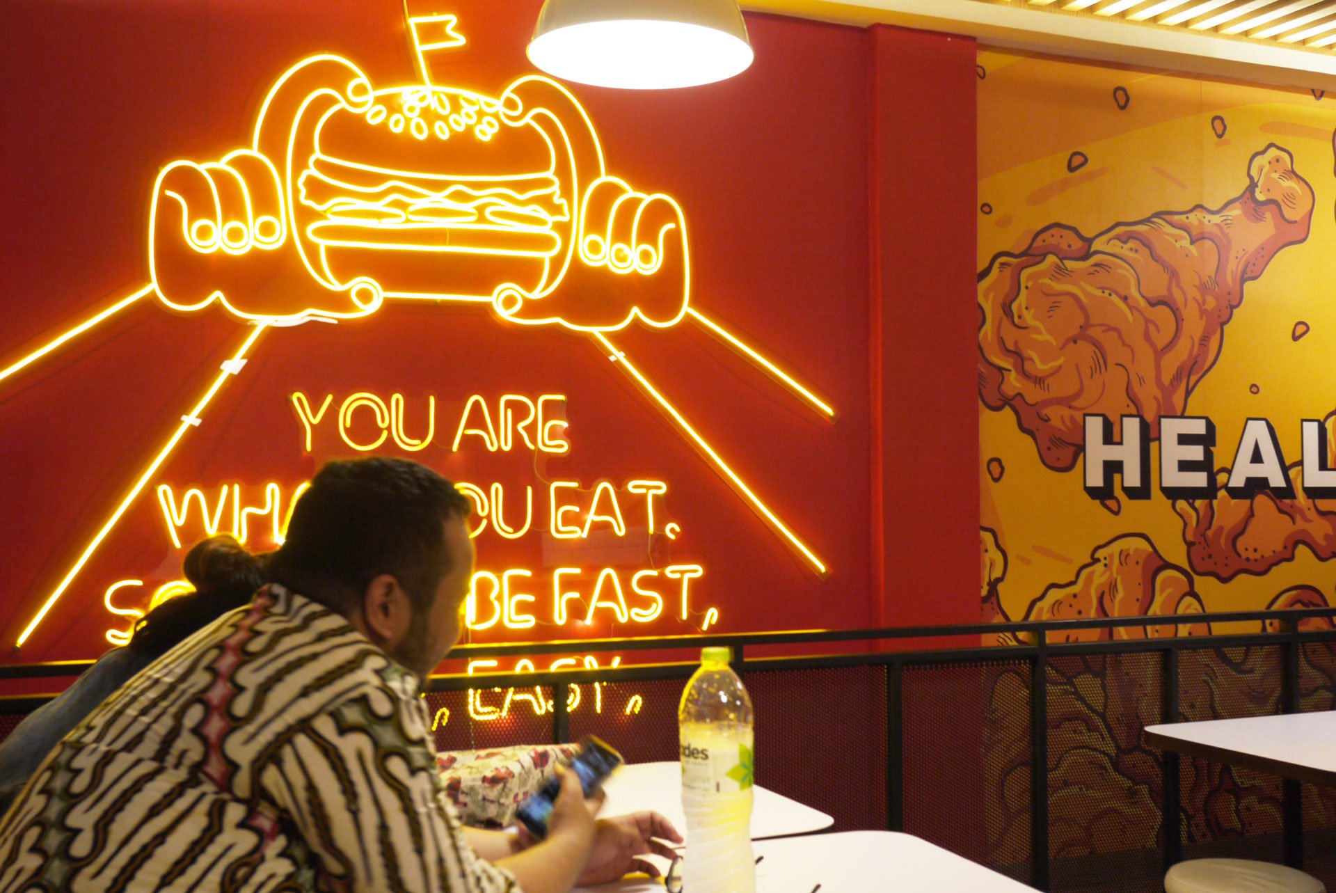 Susah Cari Fast Food Yang Sehat? Kini Ada di Restoran Yellowfit Express