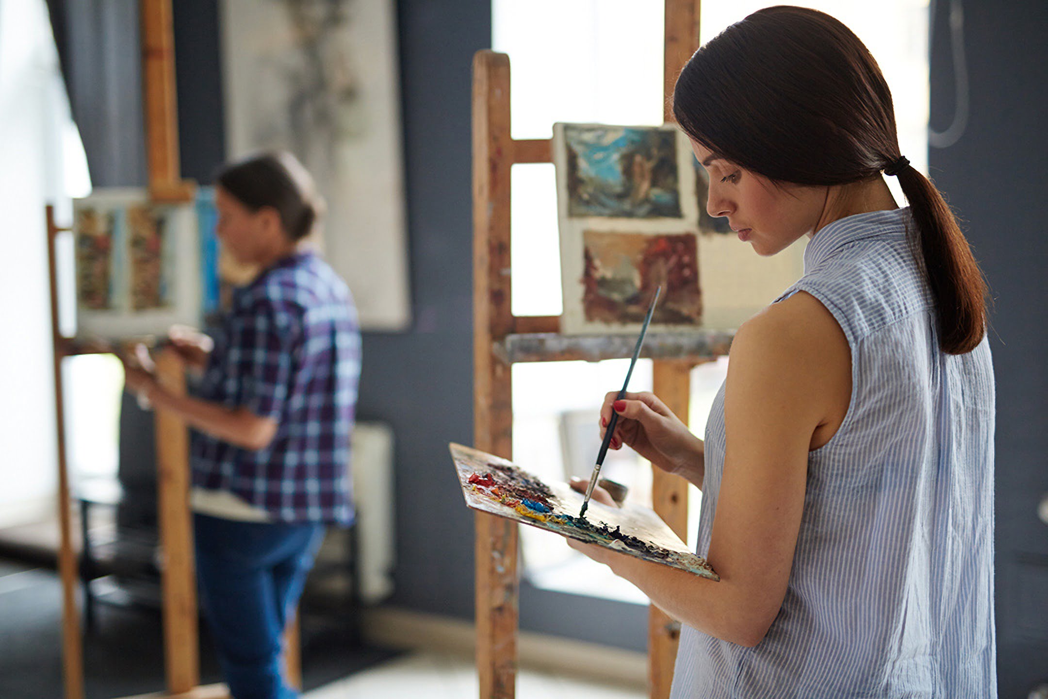 Bisa Redakan Stres, Yuk Coba Art Therapy