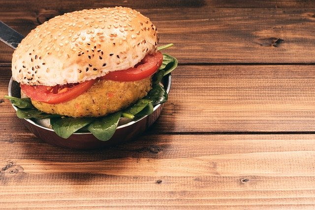 4 Restoran Fast Food ini Punya Burger Plant-Based, Lezat dan Lebih Sehat