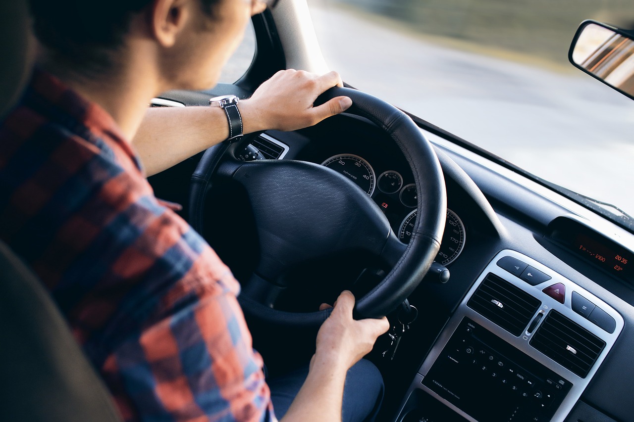 Cek Dulu! Mobil Kamu Sudah Dilengkapi Fitur Keselamatan ini Belum?