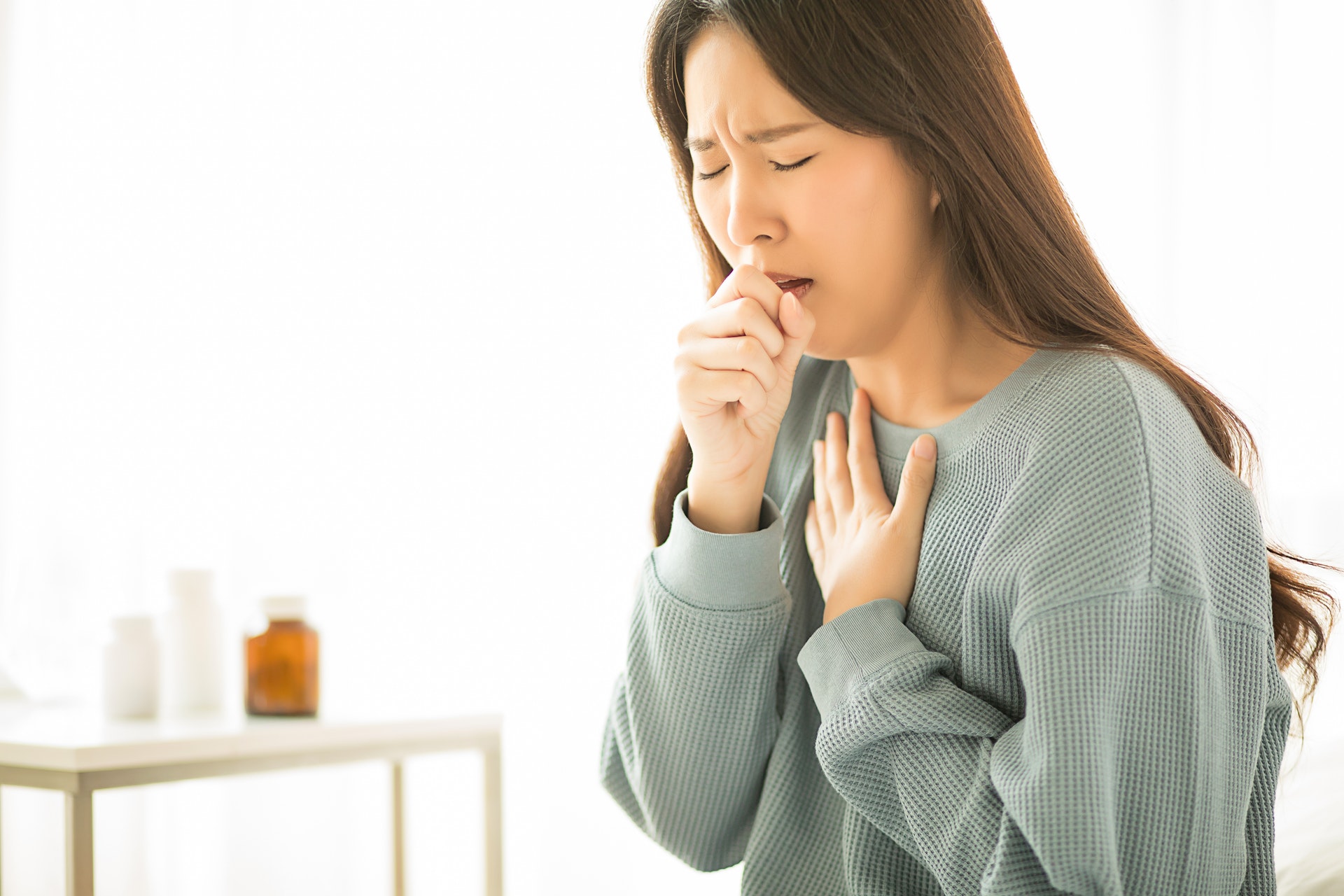 Gejalanya Mirip, ini Bedanya Tuberkulosis dengan Covid-19