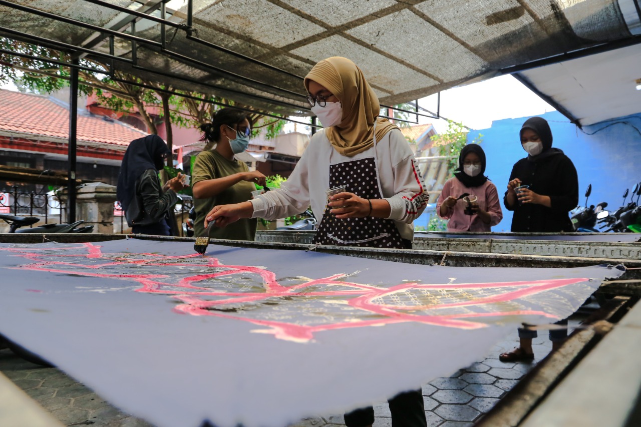 Rumah Batik Palbatu, Bikin Makin Jatuh Cinta Sama Batik