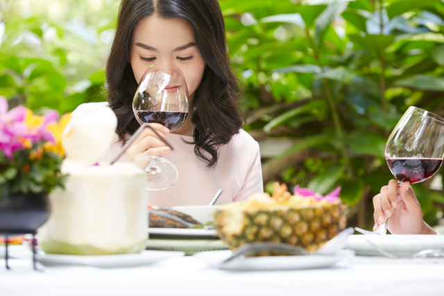 Konsumsi Secukupnya, Red Wine Ternyata Punya Segudang Manfaat Buat Kecantikan