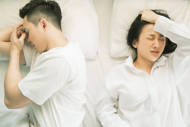 pasangan stress